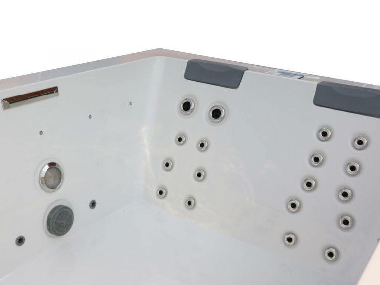 whirlpool-infinitas-elegance-sitze-1024x768